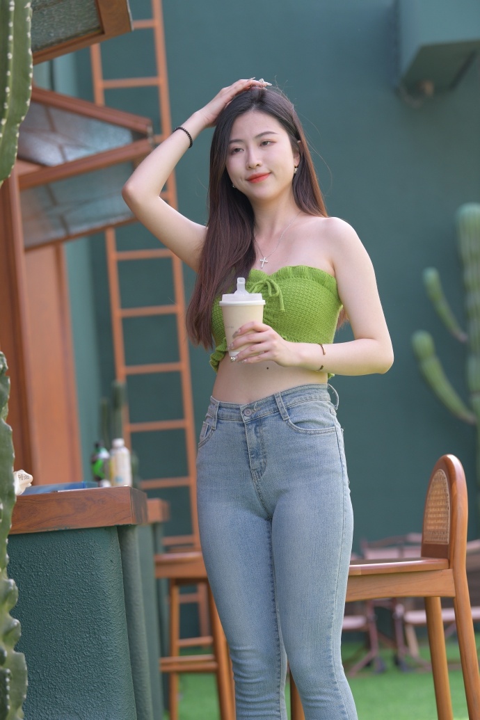 - 午间老版VOG视讯午间