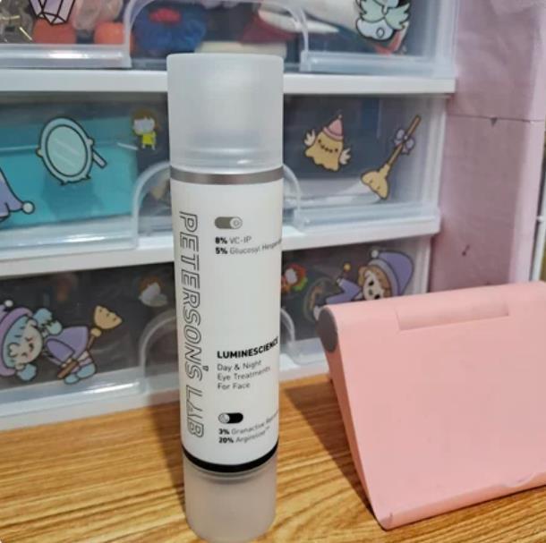 眼党救星2025抗皱眼霜榜单前十OG真人什么眼霜去皱效果好?垮(图4) 眼党救星2025抗皱眼霜榜单前十OG真人什么眼霜去皱效果好?垮(图4)